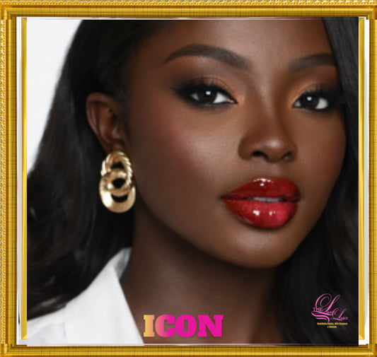 High-shine lip gloss with smooth, non-sticky finish