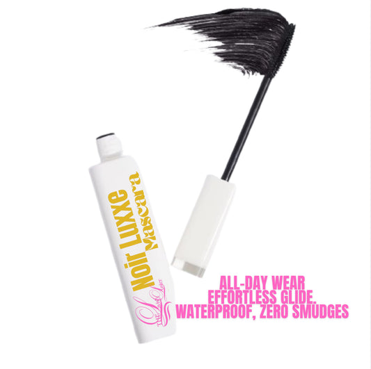 Noir Luxxe mascara with black wand on a white background